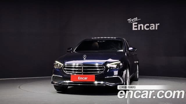 Mercedes-Benz E-Class W213 3
