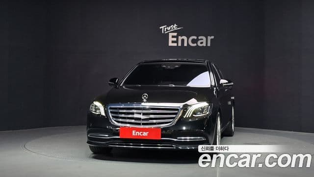 Mercedes-Benz S-Class W222 3