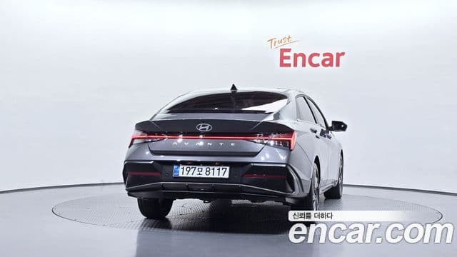 Hyundai The New Avante (CN7) 4