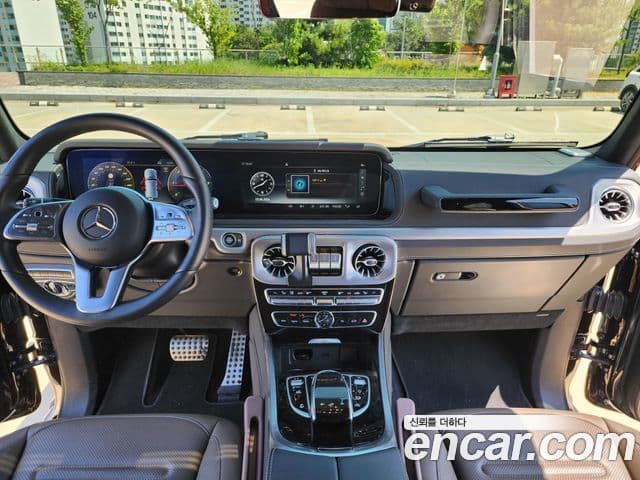 Mercedes-Benz G-Class W463b 4