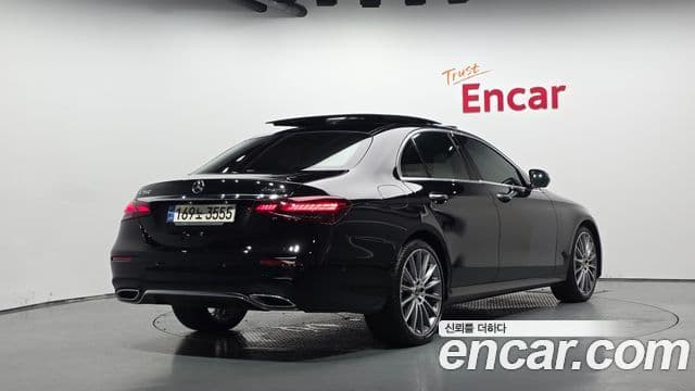 Mercedes-Benz E-Class W213 2