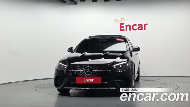Mercedes-Benz E-Class W213 3