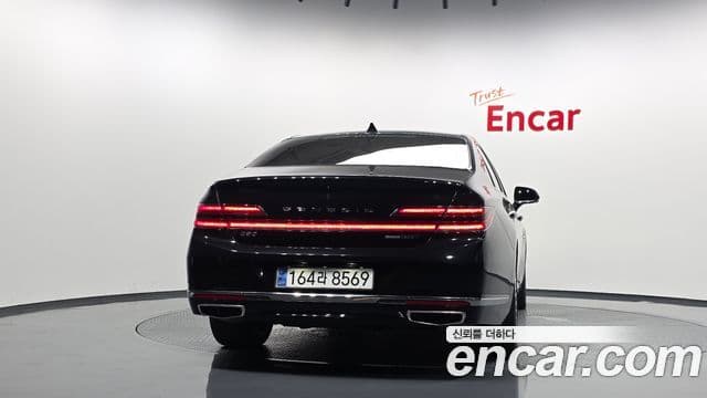 Genesis G90 4