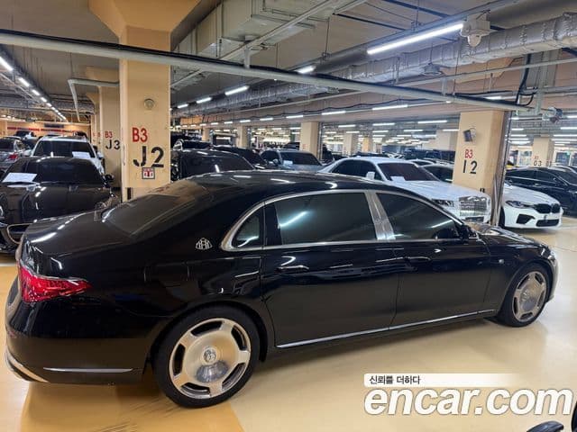 Mercedes-Benz S-Class W223 2