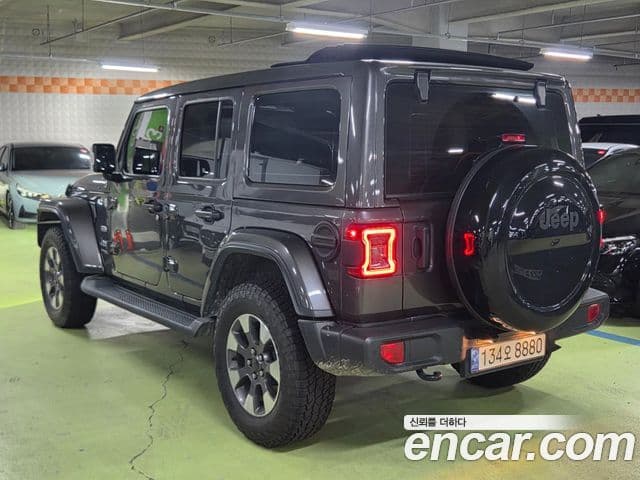 Jeep Wrangler (JL) 3