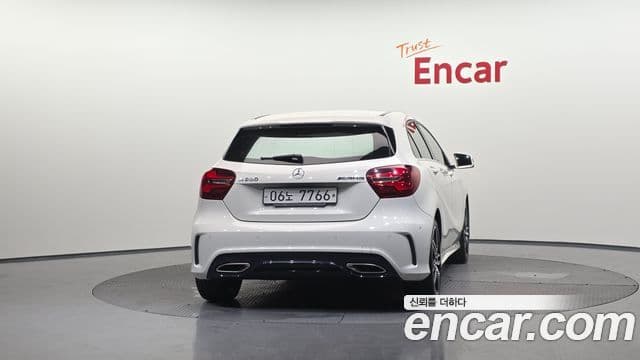 Mercedes-Benz A-Class W176 4