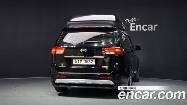 Kia All New Carnival 4