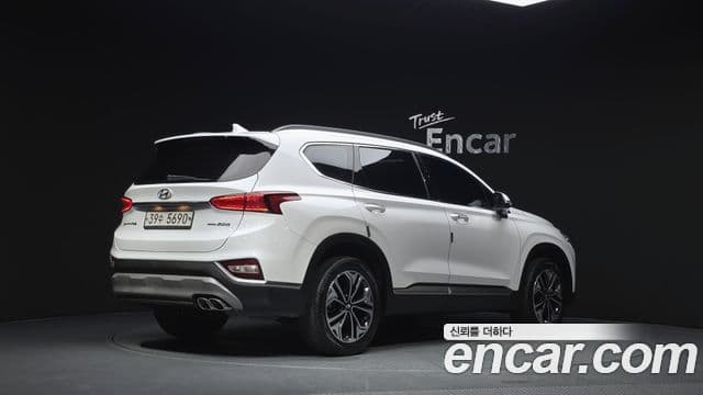 Hyundai Santa Fe TM 2