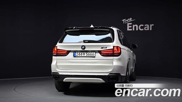 BMW X5 (F15) 4