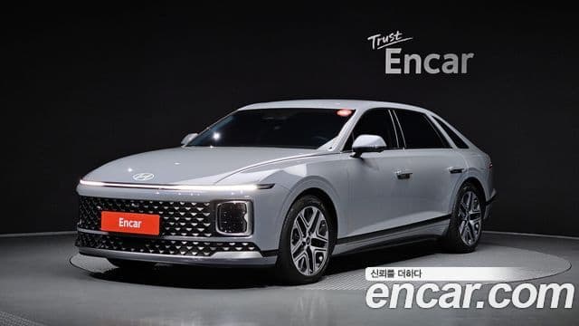 Hyundai Grandeur Hybrid (GN7) 1