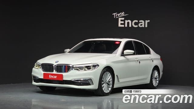 BMW 5 Series (G30)