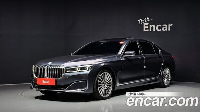 BMW 7 Series (G11)