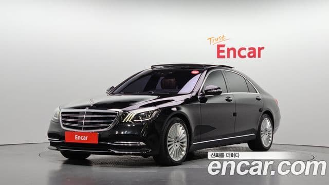 Mercedes-Benz S-Class W222