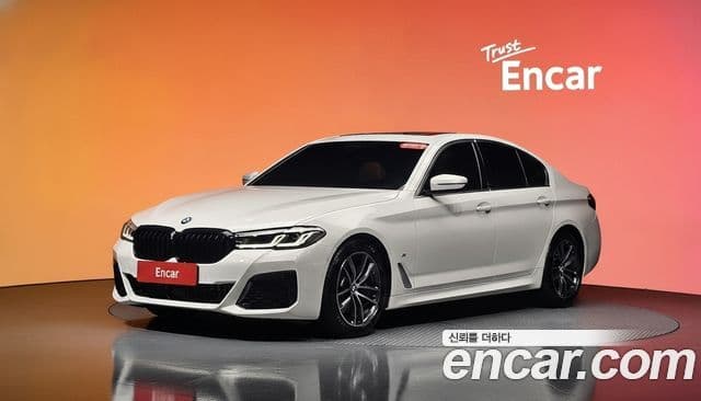 BMW 5 Series (G30)