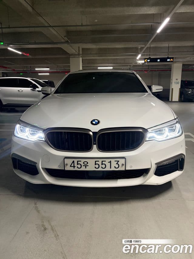 BMW 5 Series (G30)