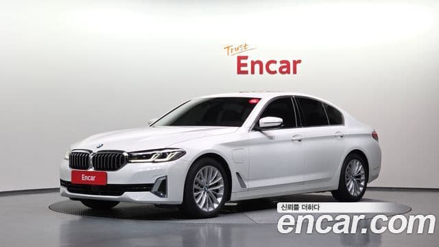 BMW 5 Series (G30)