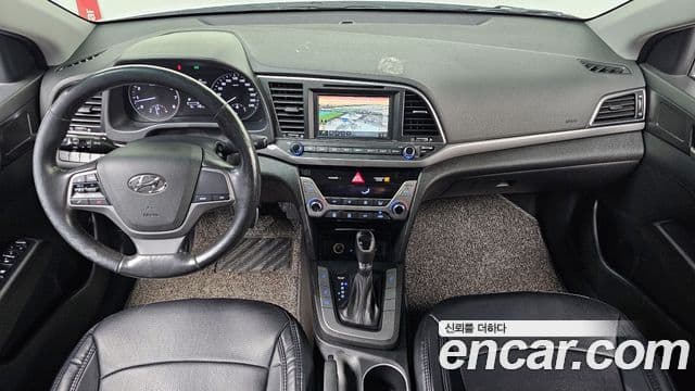 Hyundai Avante AD 4