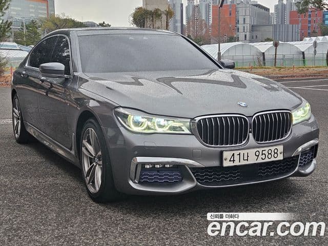 BMW 7 Series (G11)