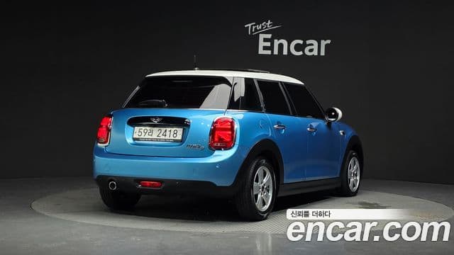 MINI Cooper D 2