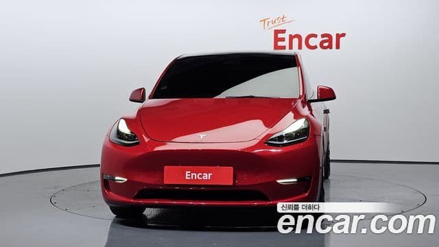 Tesla Model Y 3