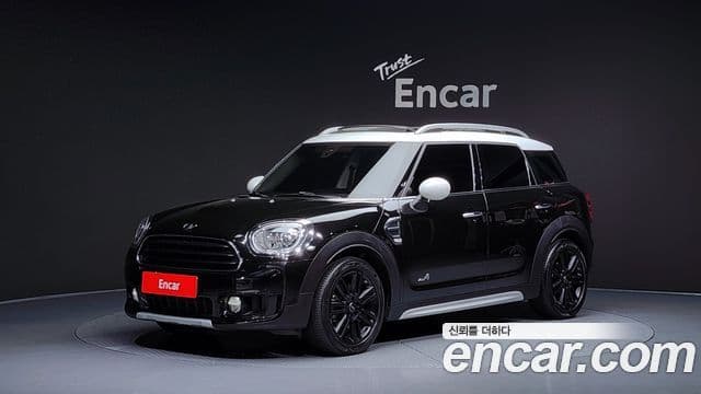 MINI Cooper D Countryman 1