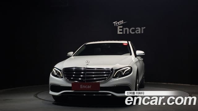 Mercedes-Benz E-Class W213 2