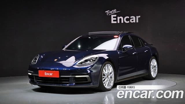 Porsche Panamera (971) 1