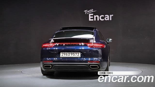 Porsche Panamera (971) 4