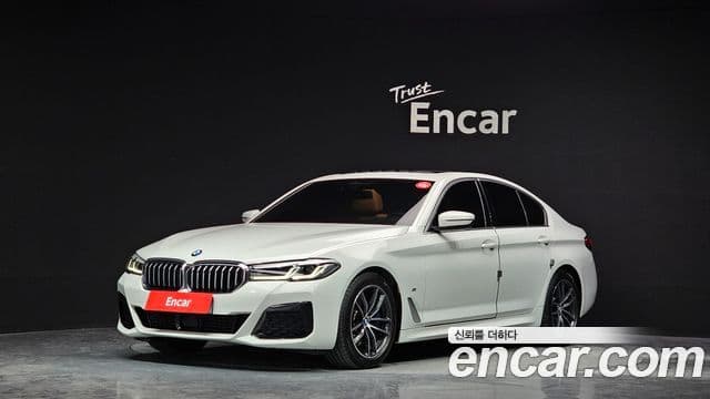 BMW 5 Series (G30)
