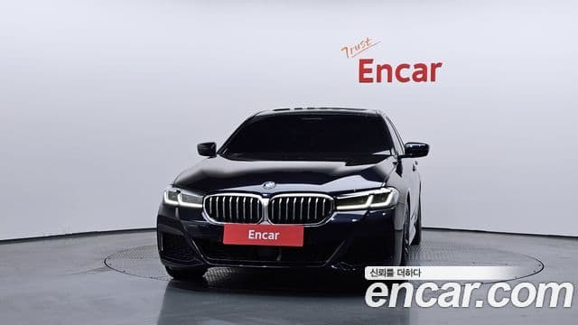 BMW 5 Series (G30) 2