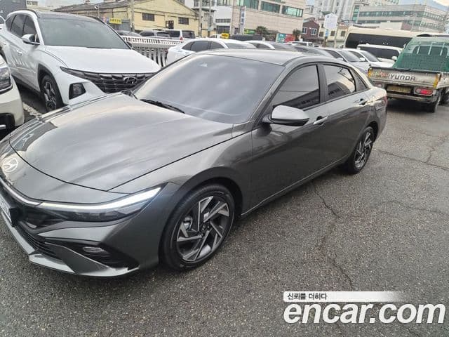 Hyundai The New Avante (CN7) 2
