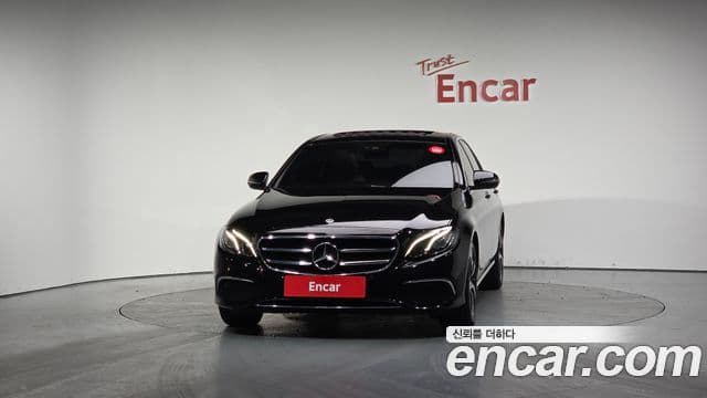 Mercedes-Benz E-Class W213 3