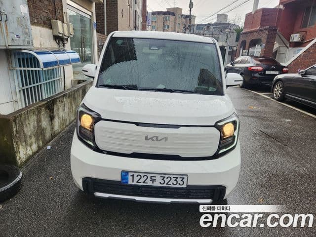 Kia The New Kia Ray 1