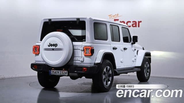 Jeep Wrangler (JL) 2