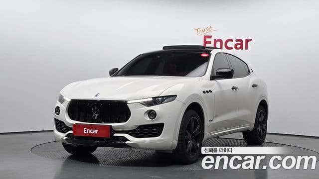 Maserati Levante 1
