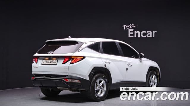 Hyundai Tucson (NX4) 2