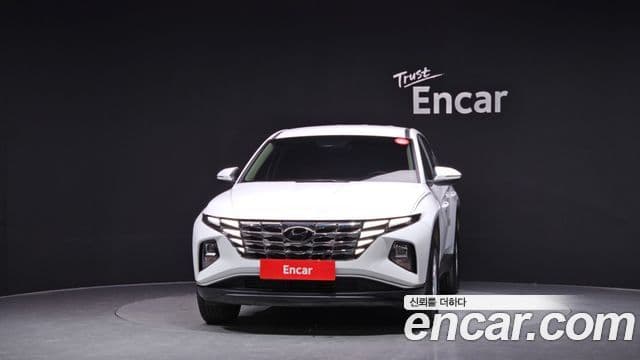 Hyundai Tucson (NX4) 3