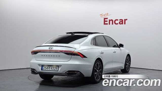 Hyundai The New Grandeur IG 2