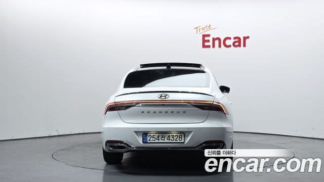 Hyundai The New Grandeur IG 4