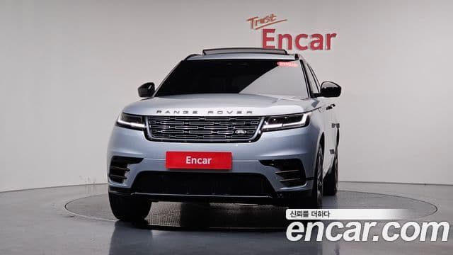 Land Rover Range Rover Velar 2
