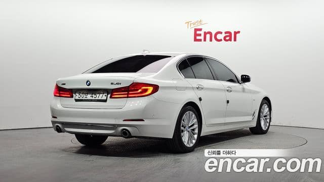BMW 5 Series (G30) 2