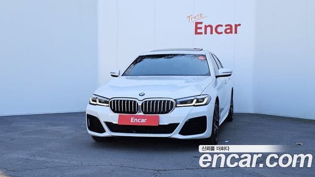 BMW 5 Series (G30) 2