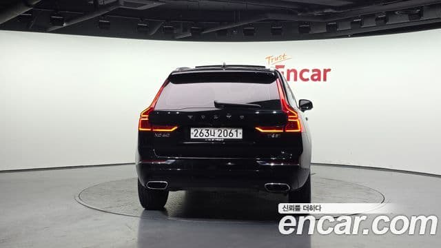Volvo XC60 2nd Gen 4