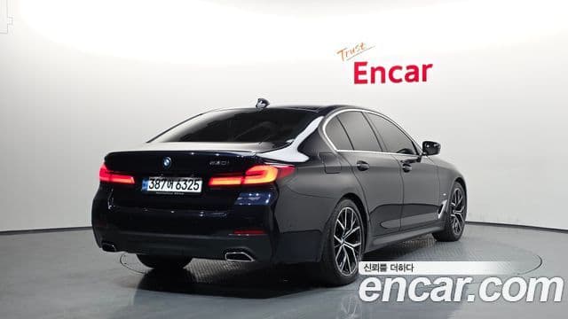 BMW 5 Series (G30) 2