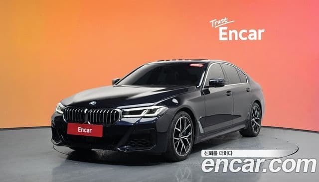 BMW 5 Series (G30)