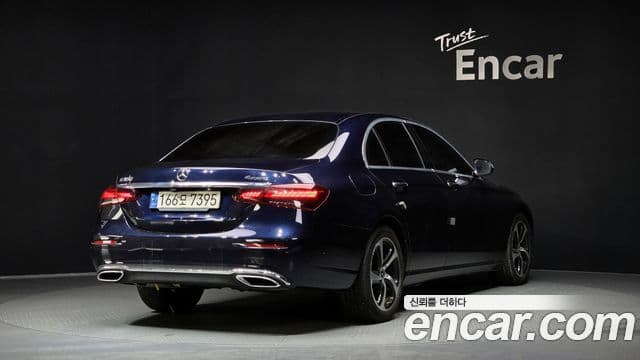 Mercedes-Benz E-Class W213 2