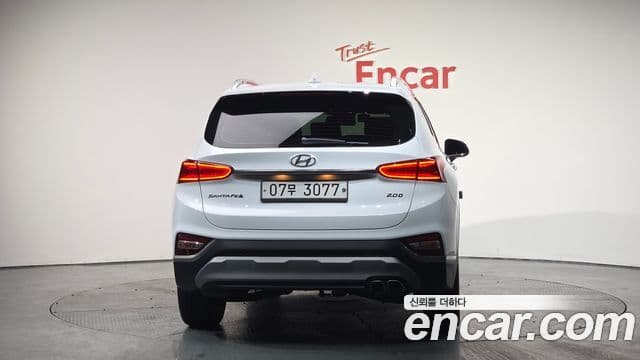 Hyundai Santa Fe TM 3