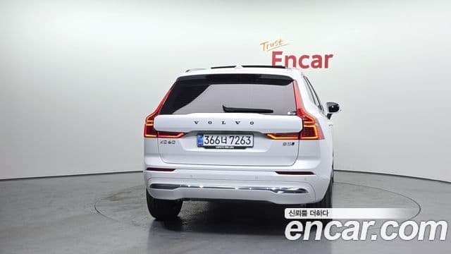 Volvo XC60 2nd Gen 3