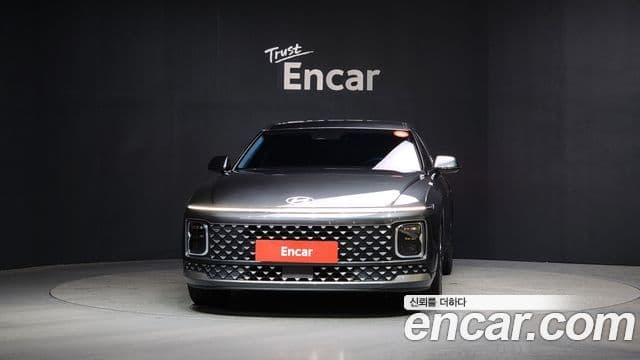 Hyundai Grandeur (GN7) 3