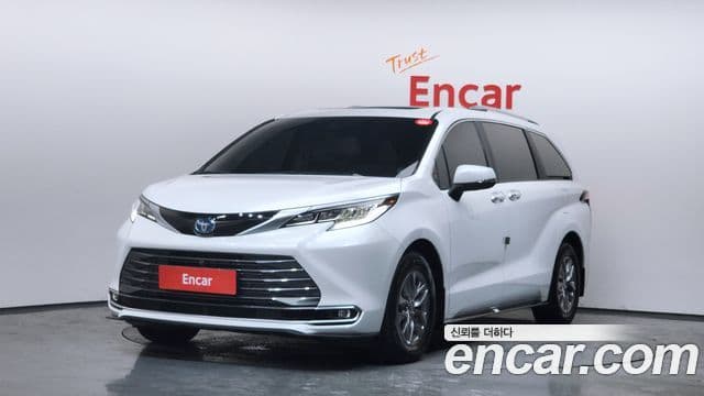 Toyota Sienna 4th Gen 1